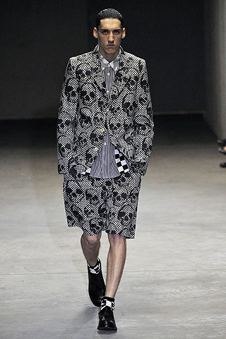 Comme des Garcons / - 2011